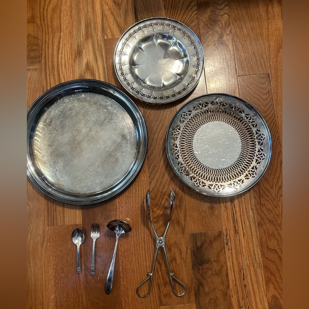6 pc silver (?plated) dining. 3 trays.Baby fork & spoon, pair of tongs, & ladle.